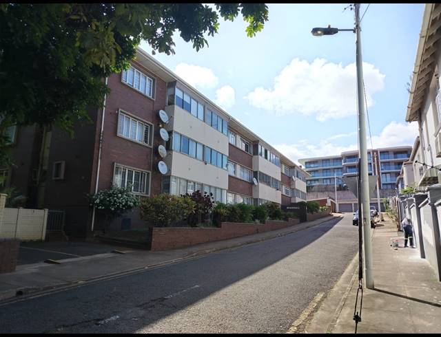 1 BEDROOM FLAT FOR SALE IN WINDERMERE